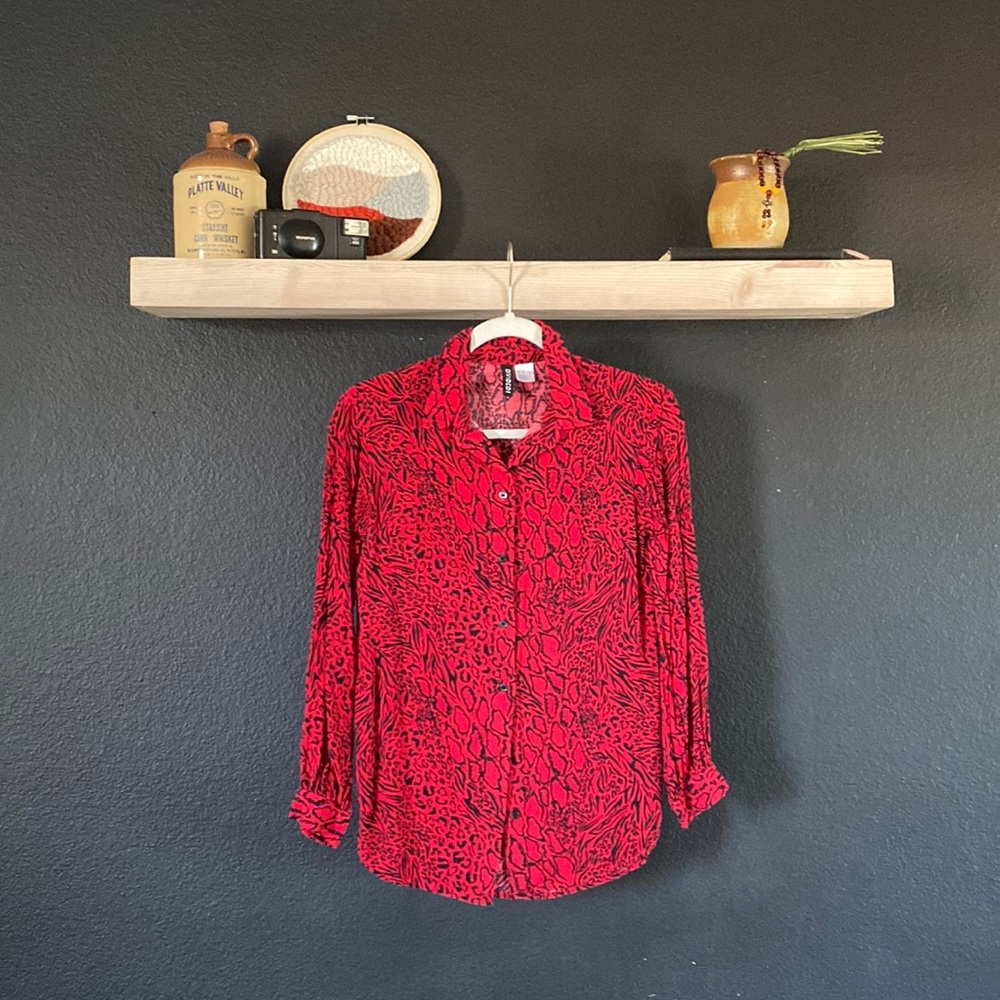 Printed button up